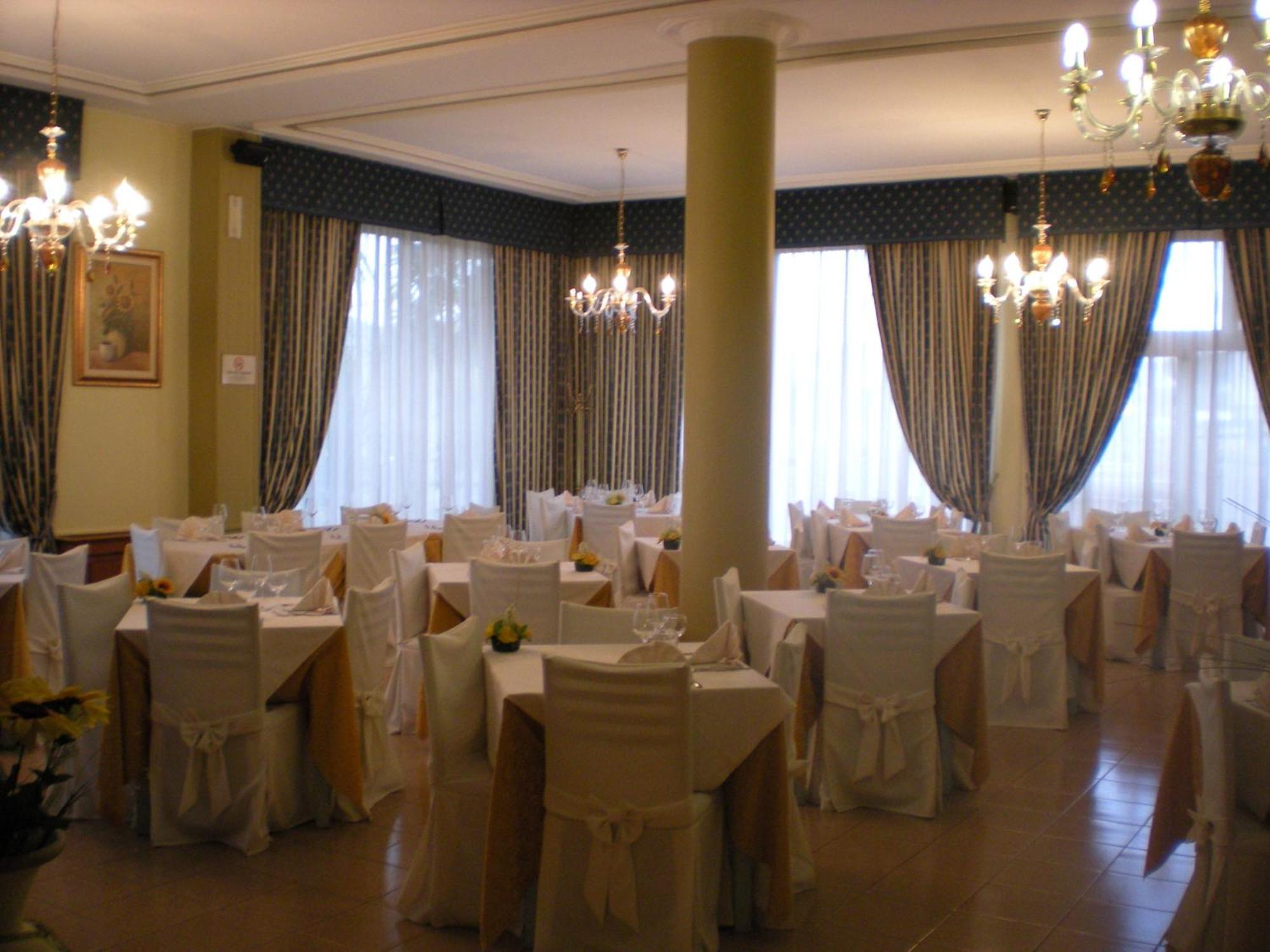 Cristal Hotel Manocalzati Ngoại thất bức ảnh