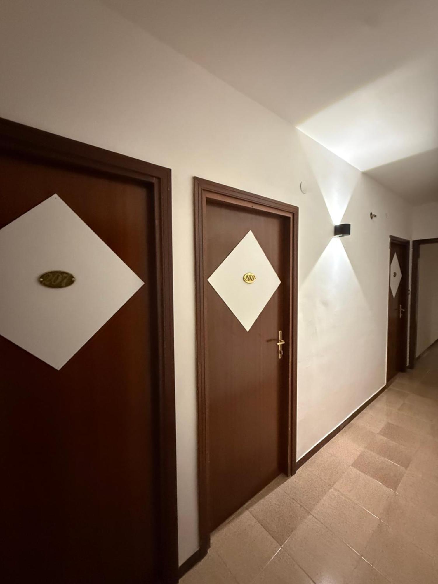 Cristal Hotel Manocalzati Ngoại thất bức ảnh