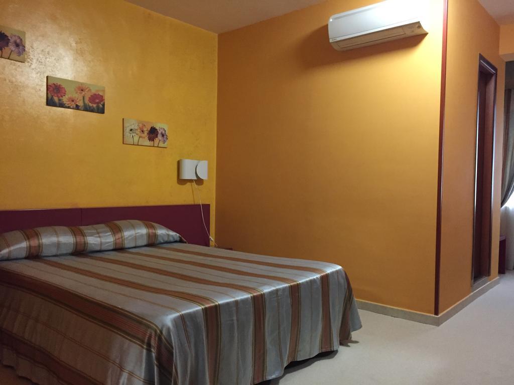 Cristal Hotel Manocalzati Ngoại thất bức ảnh