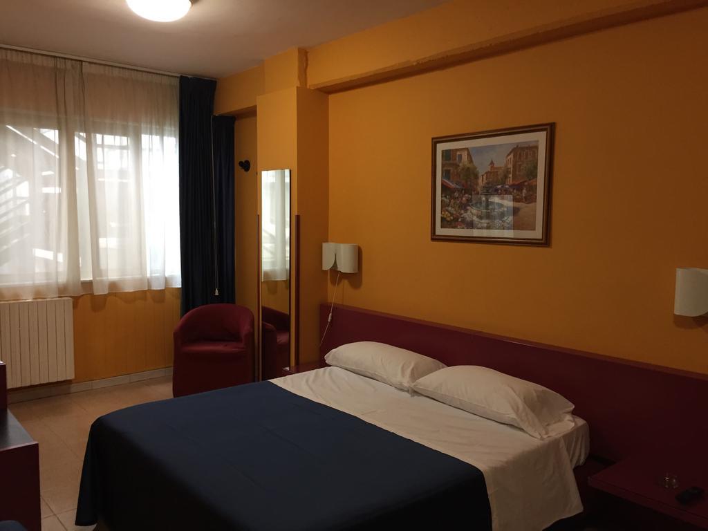 Cristal Hotel Manocalzati Ngoại thất bức ảnh
