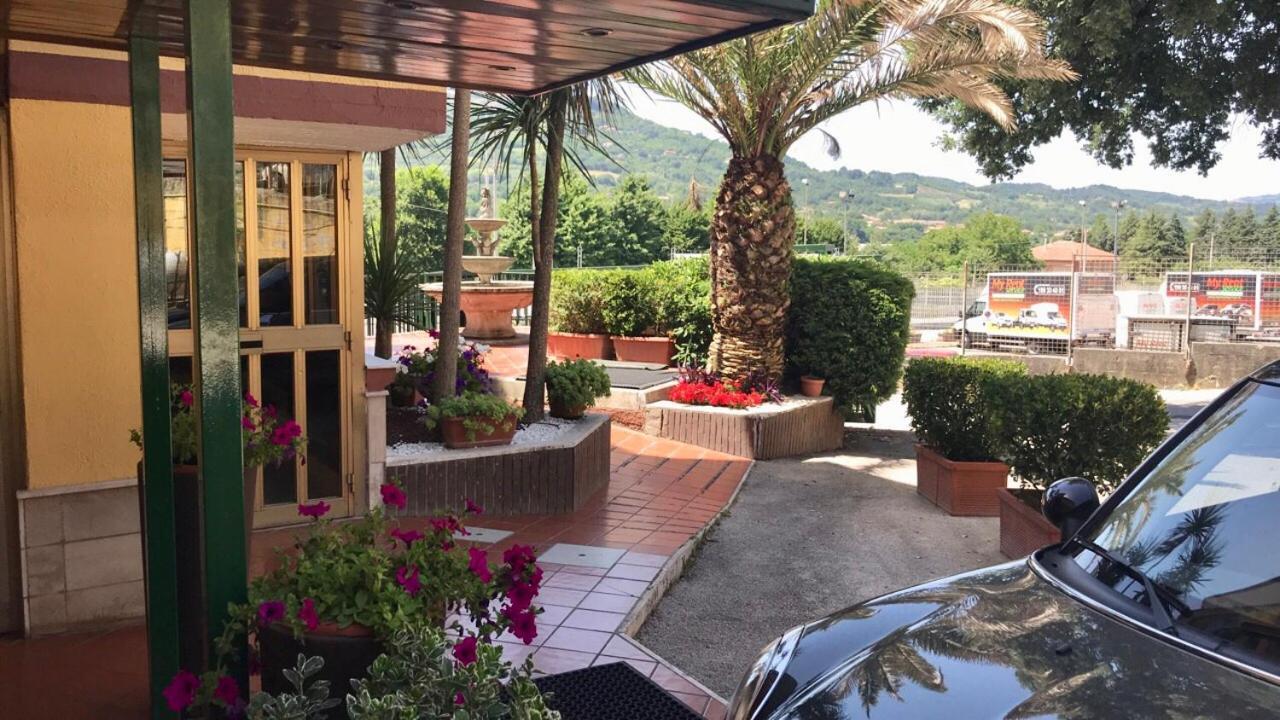 Cristal Hotel Manocalzati Ngoại thất bức ảnh
